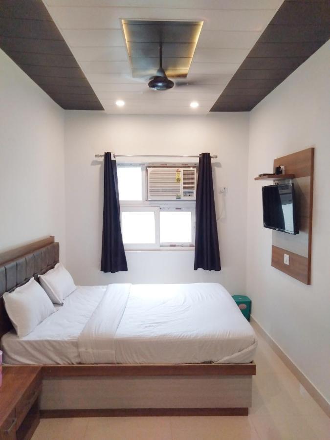Rudraksha Guest House Varanasi Esterno foto